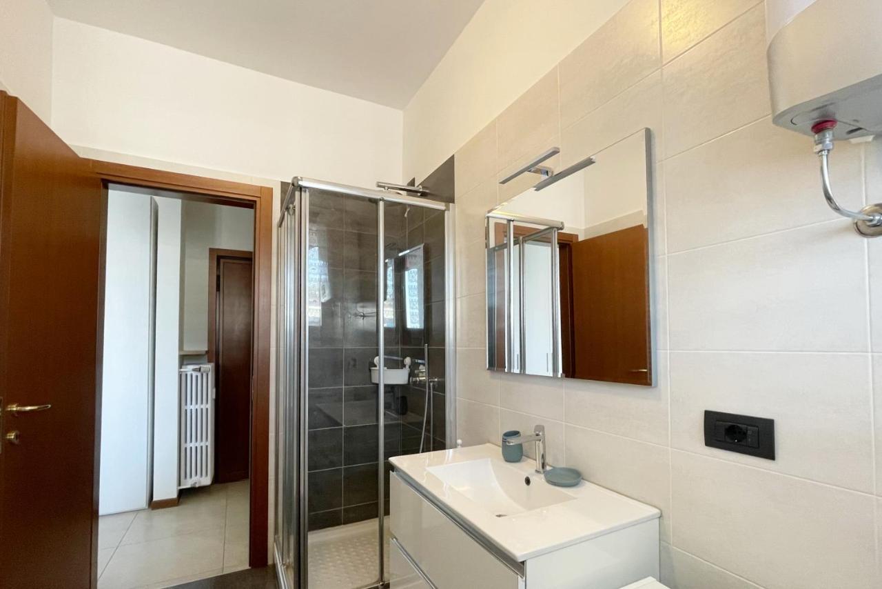 Best Way Rent - Elegante Loft Con Terrazzo Милан Экстерьер фото
